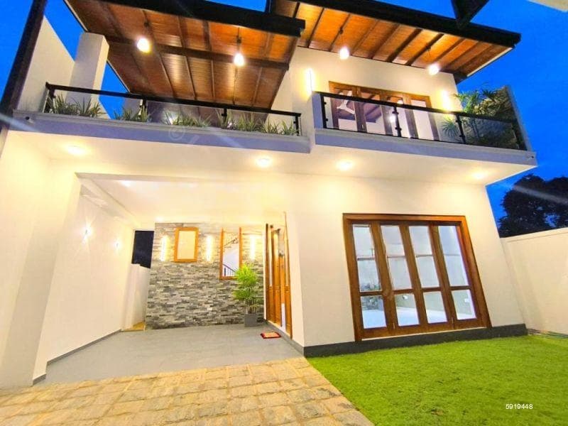 Brand New Luxury House for Sale – Hokandara, Thalawathugoda